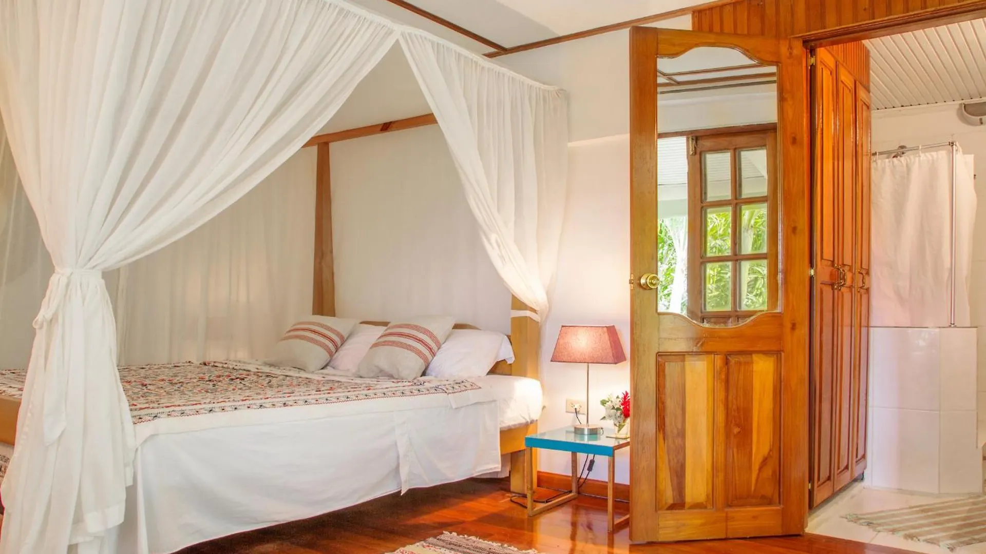 Beautiful Villa Nr Castara & Beach