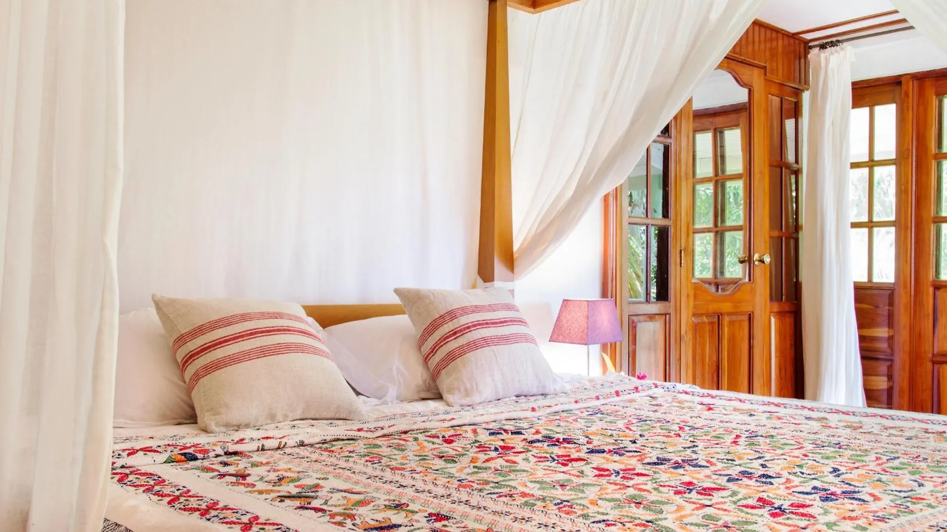 Beautiful Villa Nr Castara & Beach Trynidad i Tobago